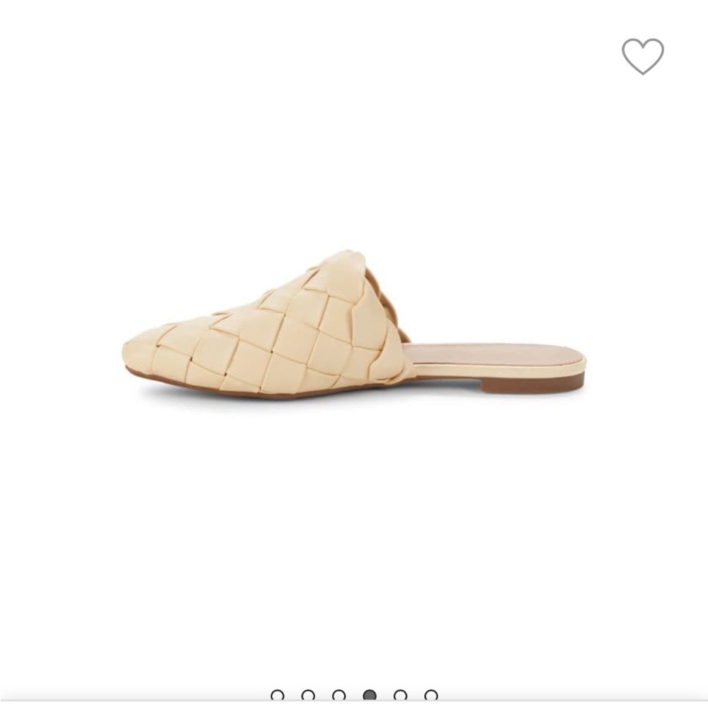 🌹🌹NWT Simply Gorgeous Size 9.5 Women’s Footwear New Never Worn.